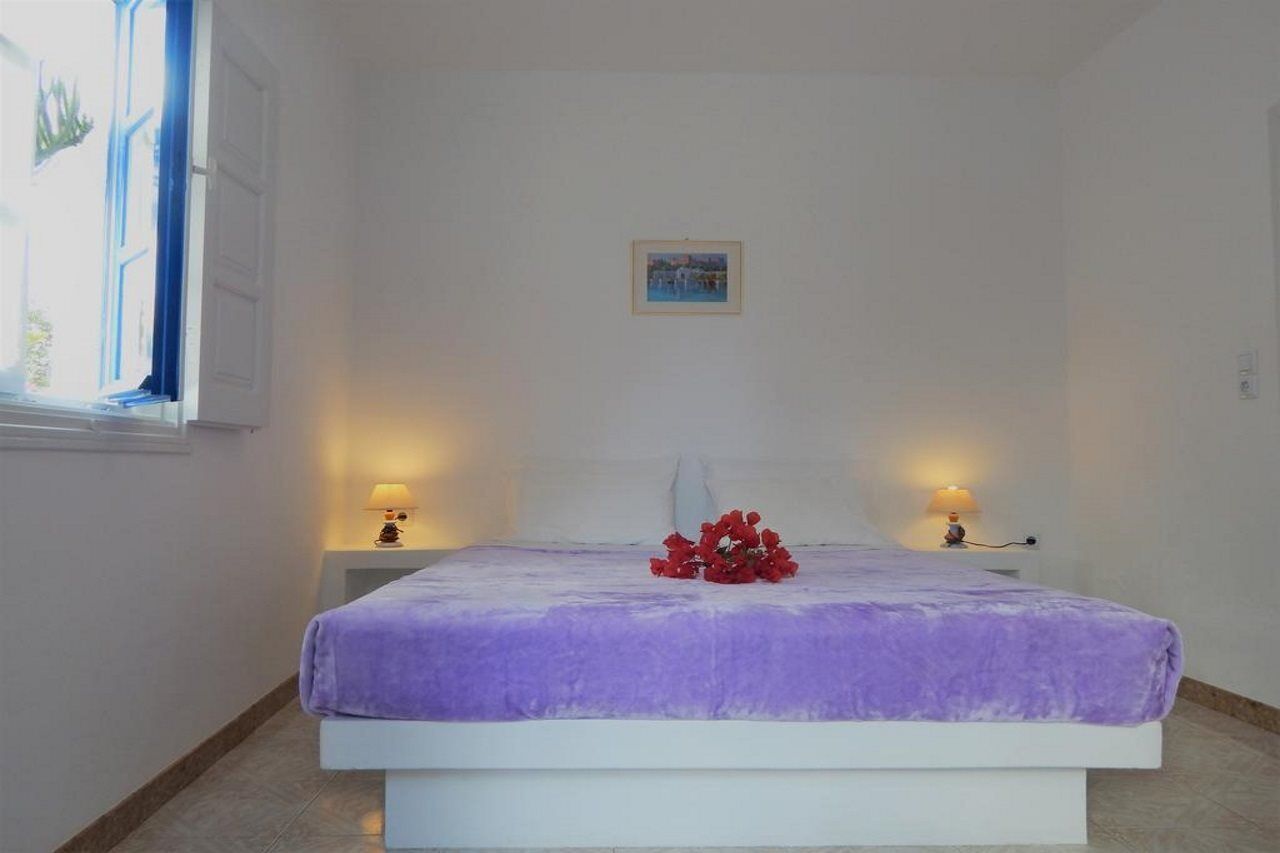 Evgenia Rooms And Apartments Folegandros Town Экстерьер фото